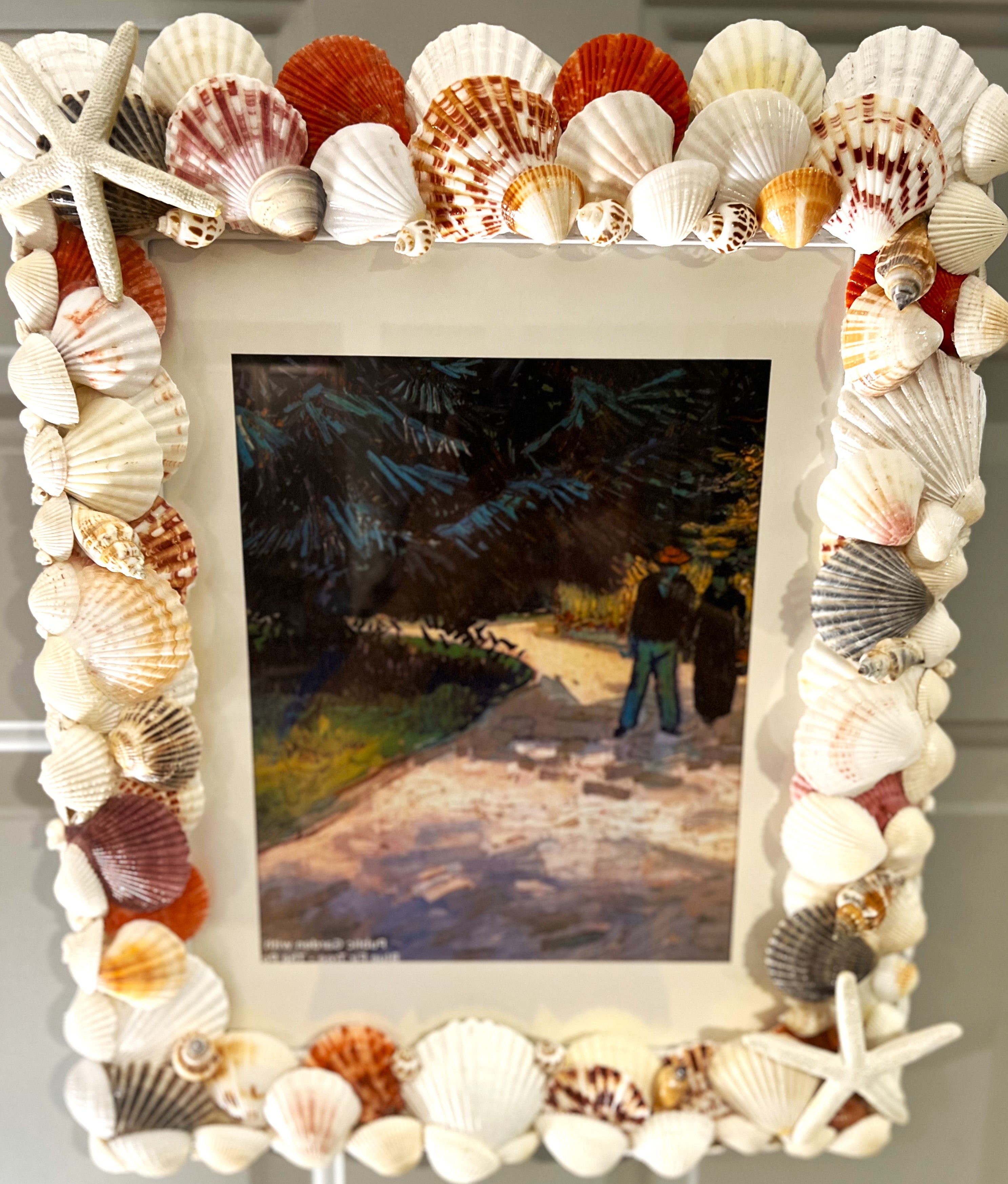 Sea Shell Picture Frame, 18" LX 15"W  (11X14 Frame)