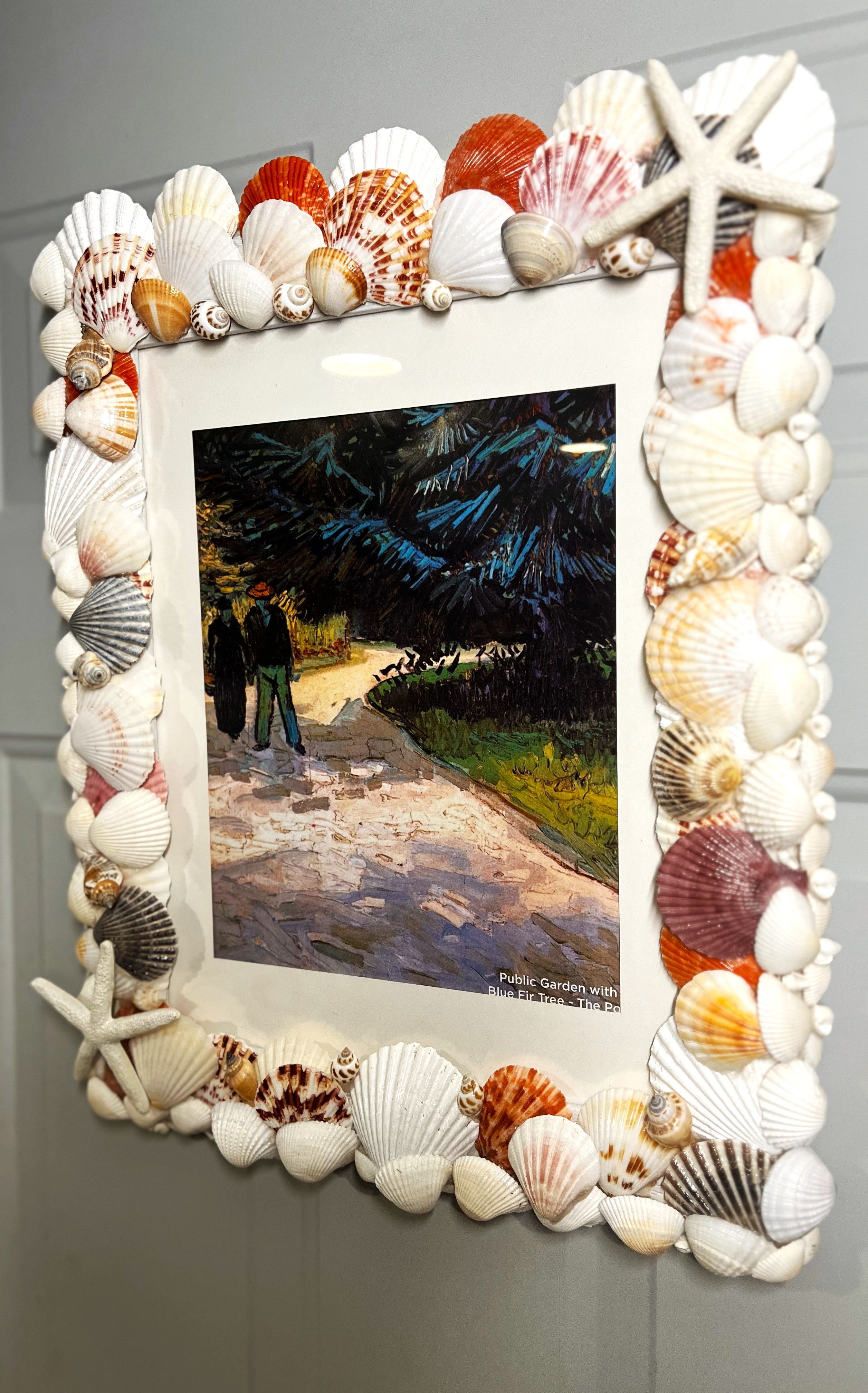 Sea Shell Picture Frame, 18" LX 15"W  (11X14 Frame)