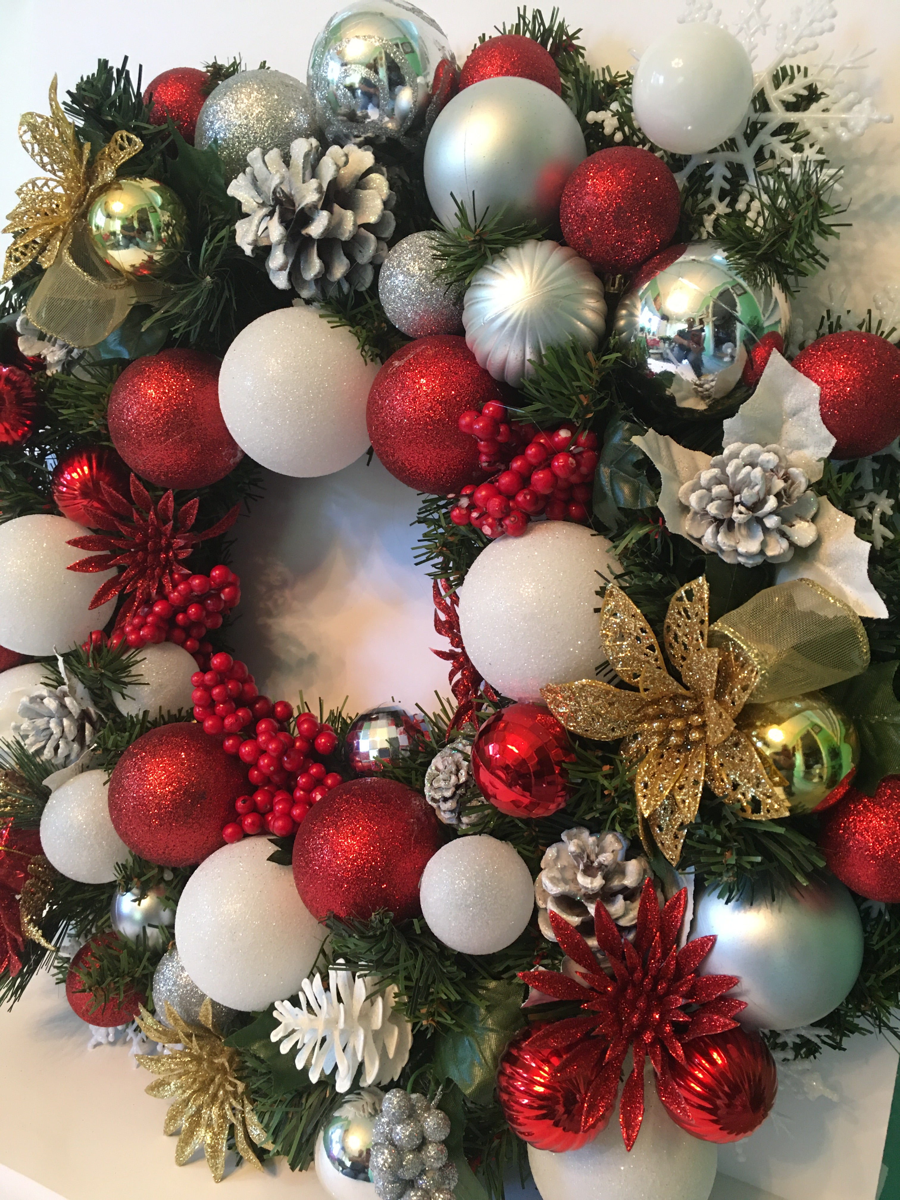 Holly Jolly Christmas Ornament Wreath 20 x 5